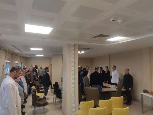 KAYMAKAM UÇAR SAĞLIK ÇALIŞANLARININ TIP BAYRAMINI KUTLADI.